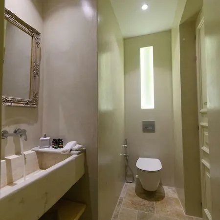 Carpofoli Corfu Town Serviced Luxury *