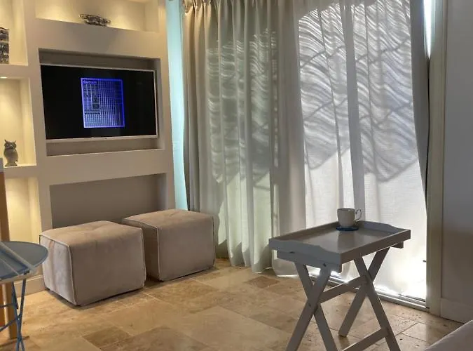Carpofoli Corfu Town Serviced Luxury Apartamento