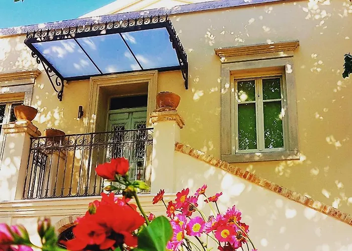 Carpofoli Corfu Town Serviced Luxury Apartament *