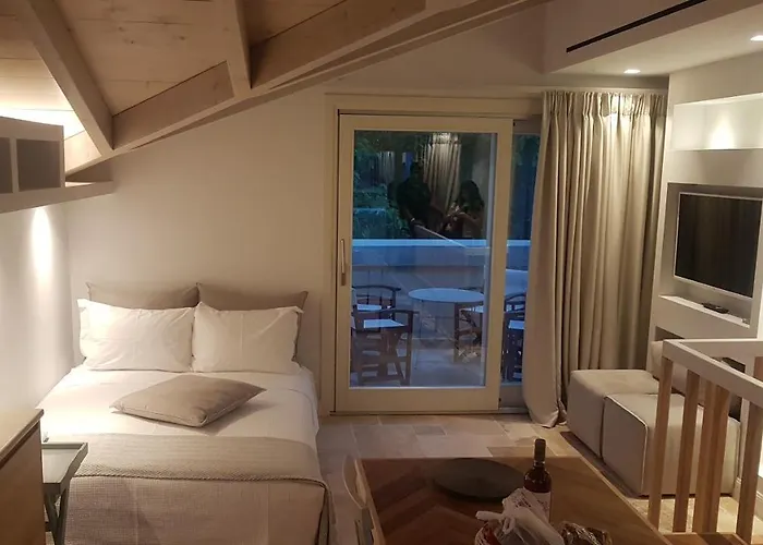 Carpofoli Corfu Town Serviced Luxury Apartamento *