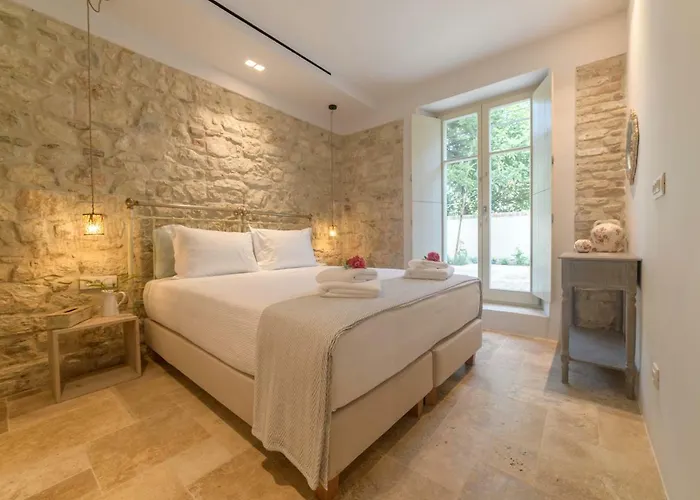 Carpofoli Corfu Town Serviced Luxury