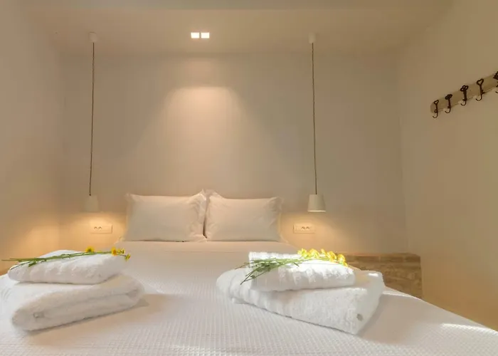 Carpofoli Corfu Town Serviced Luxury * Corfu (city)