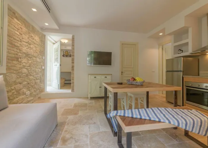 Carpofoli Corfu Town Serviced Luxury * Corfu (city)
