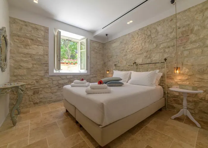 Carpofoli Corfu Town Serviced Luxury * Corfu (city)