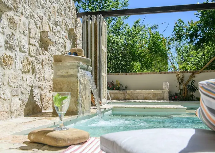 Carpofoli Corfu Town Serviced Luxury * Corfu (city)