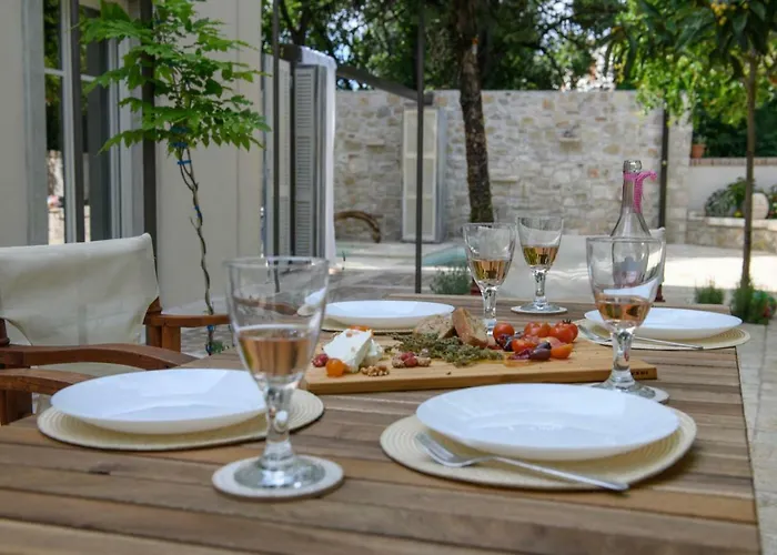 Carpofoli Corfu Town Serviced Luxury