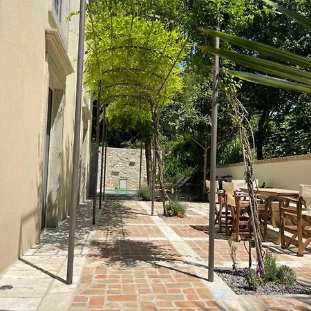 Carpofoli Corfu Town Serviced Luxury Apartament