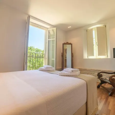 Carpofoli Corfu Town Serviced Luxury דירה