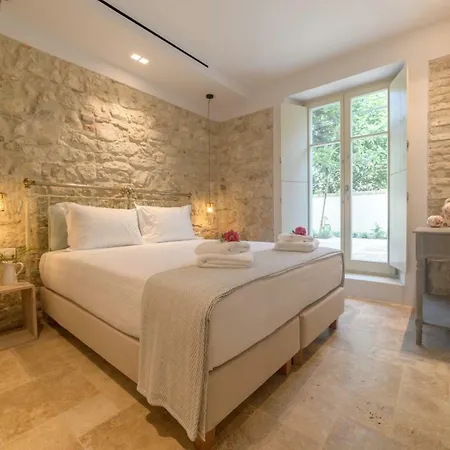 Carpofoli Corfu Town Serviced Luxury
